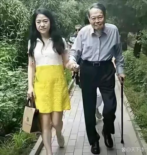 输卵管会出现哪些容易导致不孕的问题 输卵管会出现哪些容易导致不孕的问题