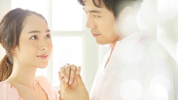 关婷娜被赵本山干爆了 关婷娜被赵本山干爆了