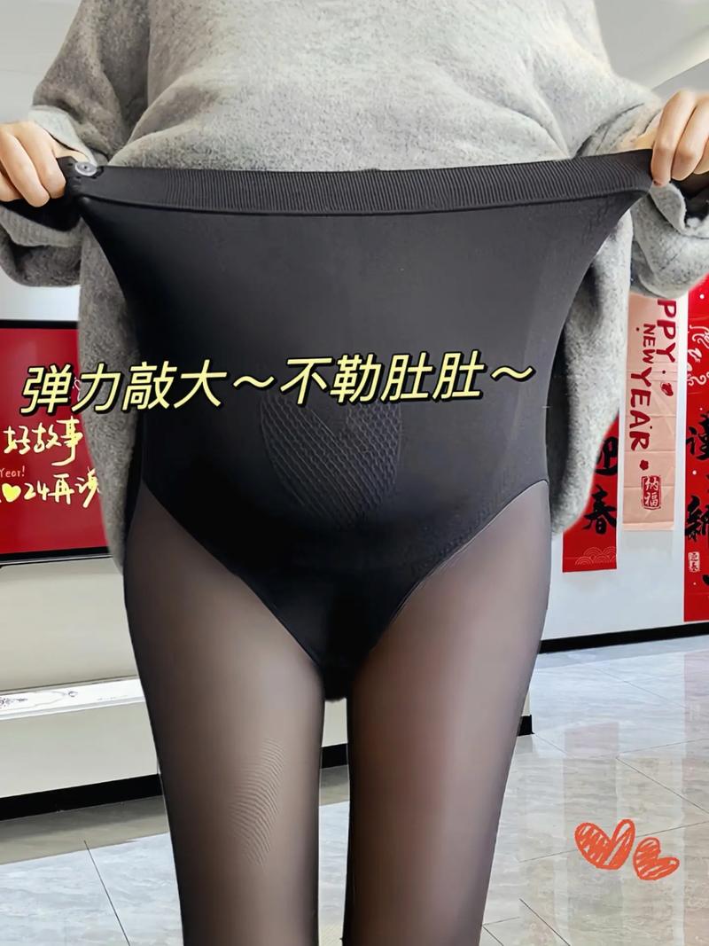 福特福克斯三箱福特福克斯三箱09 13款前大灯罩怎么更换 福特福克斯三箱福特福克斯三箱09 13款前大灯罩怎么更换