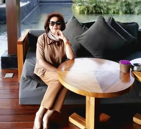 ���Բ���Ӧ����η���